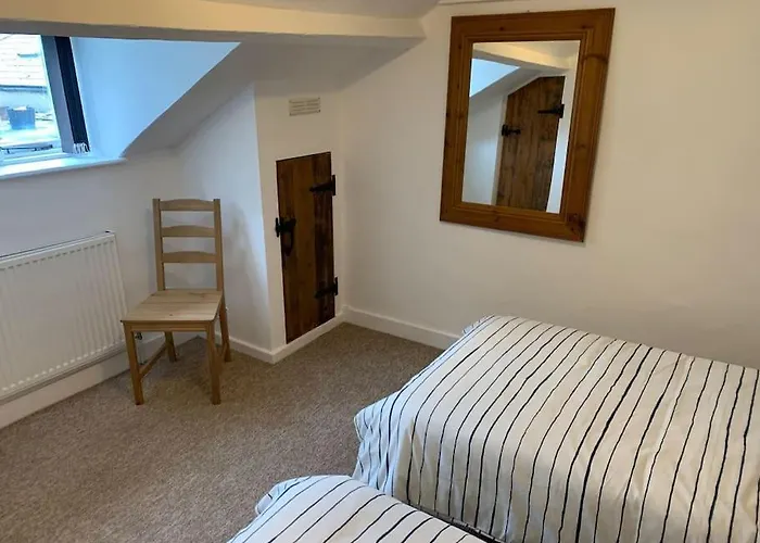 Cozy Cottage 18Th Century Seaside Escape Free Parking